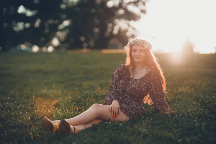 Modelky v květin&aacute;ch - boho portr&eacute;tn&iacute; s&eacute;rie